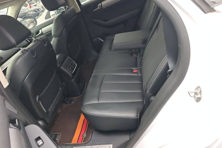 Used BYD Tang 2018 2.0T Automatic Smart Connect Prestige 5-Seater National Emission Standard V
