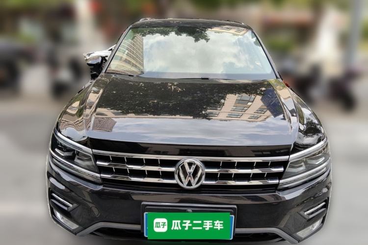 Used Volkswagen Tiguan L 2017 380TSI Automatic All-Wheel-Drive Luxury Edition Front