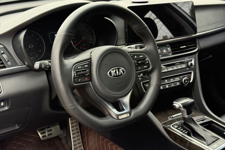 Used Kia K5 2016 1.6T Automatic LUX
