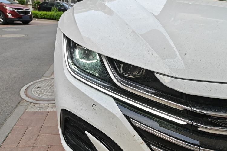 Used Volkswagen FAW-Volkswagen CC 2021 380TSI Striking Edition Right Front Headlight