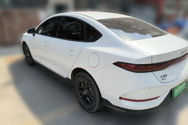 Used BYD Qin PLUS 2025 DM-i Smart Drive 55KM Leading Model
