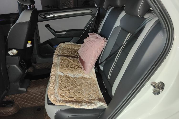 Used Volkswagen T-ROC 2023 300TSI DSG Two-Wheel Drive Starlight Edition Left Rear Seat