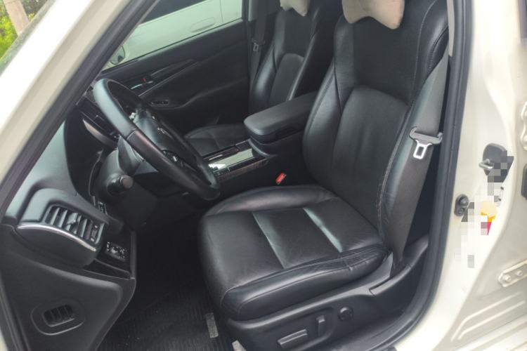 Used Toyota Crown 2015 2.0T Fashion Edition Left Front Seat