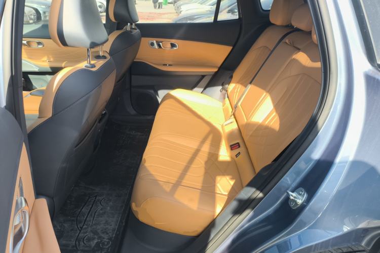 Used Geely Galaxy Galaxy Xingjian 7 EM-i 2025 120km Flagship Edition
