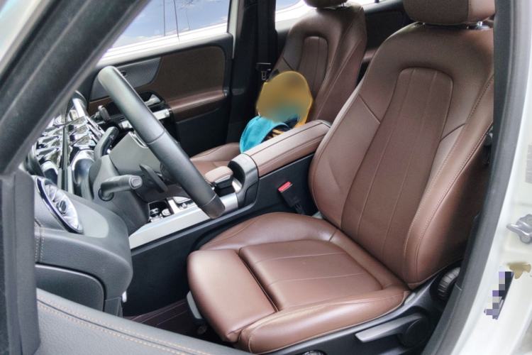 Used Mercedes-Benz GLB 2022 GLB 220 Fashion Model Left Front Seat