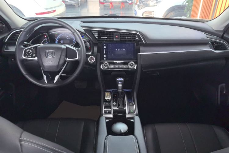 Used Honda Civic 2016 220TURBO CVT Luxury Edition
