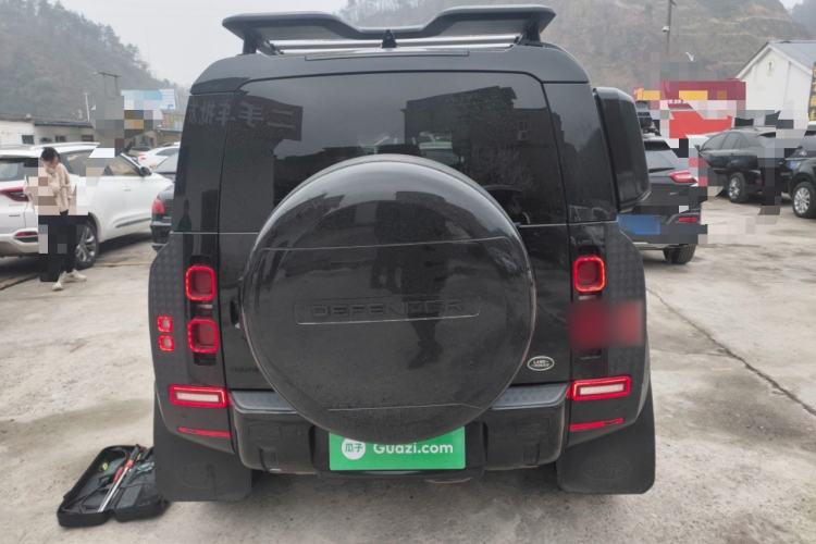 Used Land Rover Defender 2022 110 P400 Dark Edition
