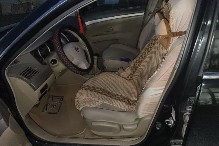 Used Nissan Sylphy 2012 Classic 1.6XE Manual Comfort Edition Left Front Seat