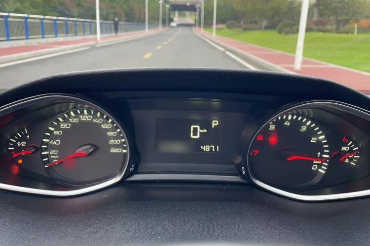Used Peugeot 308S 2015 1.6T Automatic Jingchi Edition Instrument Cluster