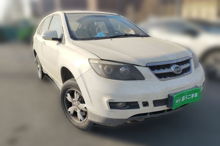 Used BYD S6 2014 2.0L Manual Luxury 5-Seater