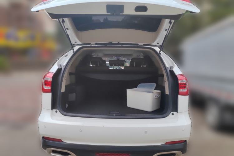 Used BYD Tang New Energy 2017 2.0T All-Wheel Drive Hyatt Model Trunk