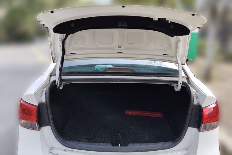 Used Kia Forte 2014 1.6L MT GL