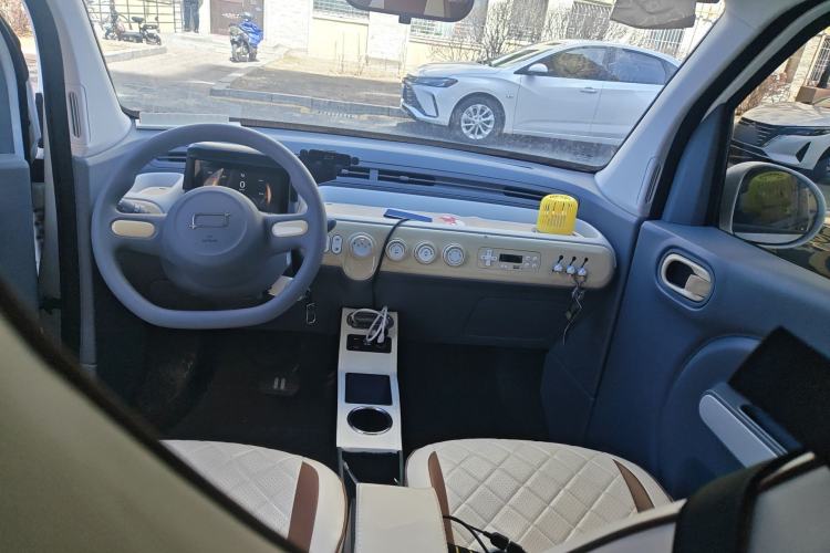 Used Bestune Pony 2025 222km Range Agile Horse Center Console