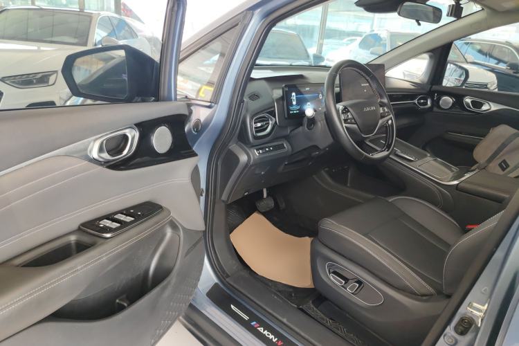 Used AION V 2024 Plus 70 Star Edition Ternary Lithium
