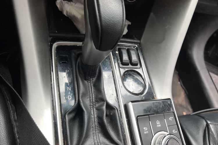 Used Mitsubishi Eclipse Cross 2019 1.5T CVT Two-Wheel Drive Dream Edition China VI Standard Gear Lever