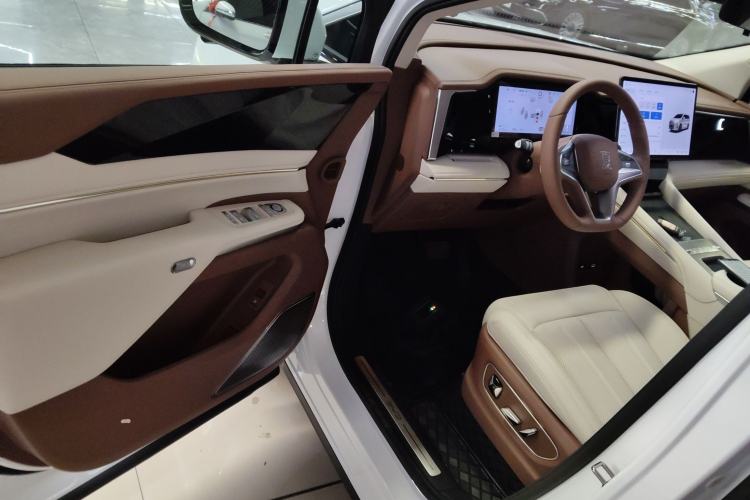 Used BYD Xia 2025 DM-i 1.5T 180km Beyond Edition
