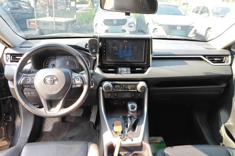 Used Toyota RAV4 2020 2.0L CVT Two-Wheel Drive Prestige Edition