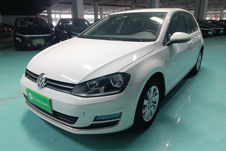 Used Volkswagen Golf 2016 1.6L Manual Fashion Edition