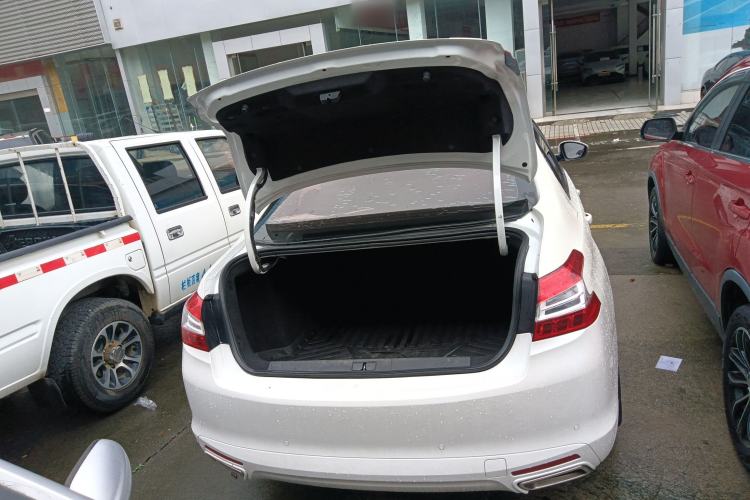 Used Peugeot 408 2018 350THP Automatic Luxury Edition Trunk