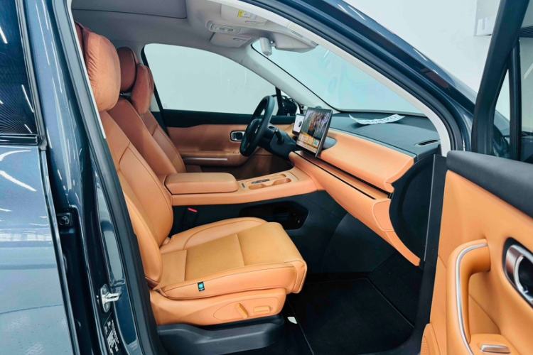 Used Leapmotor C10 2024 210 Smart Edition
