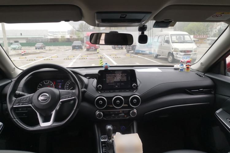 Used Nissan Sylphy 2020 1.6L XL CVT Enjoyment Edition Center Console