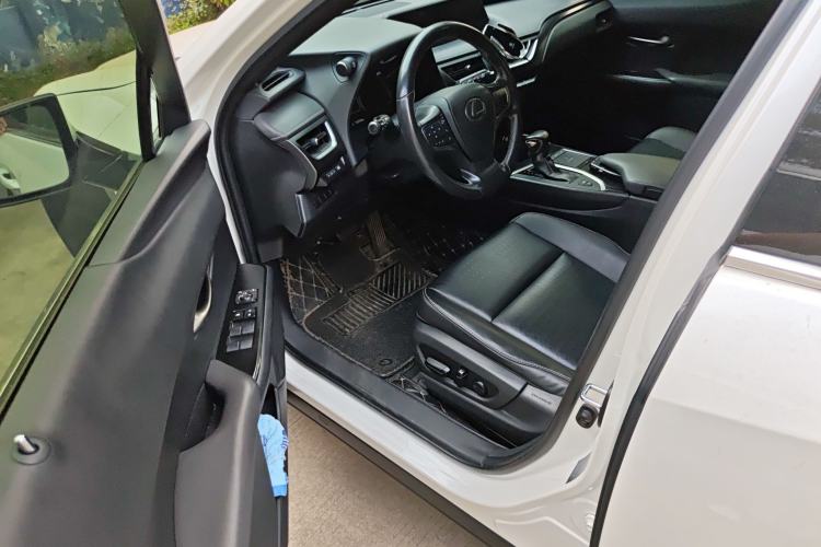 Used Lexus UX 2019 260h Explore-Cool Edition China VI Standard
