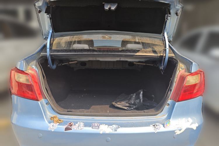 Used CHANGAN Alsvin V3 2012 1.3L Manual Comfort Version China IV Standard