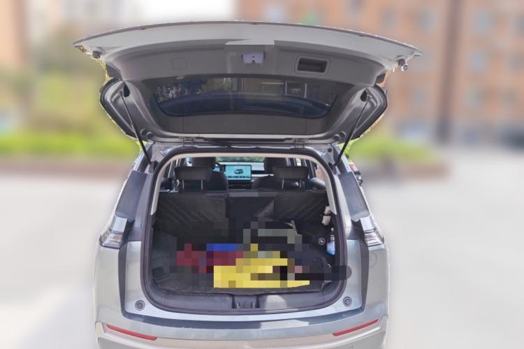 Used AION Y 2023 Plus 510 Smart Edition Trunk