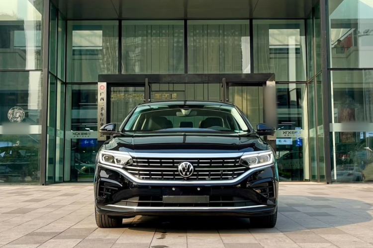 Used Volkswagen Passat 2024 380TSI Dragon Glory Edition Exterior 10