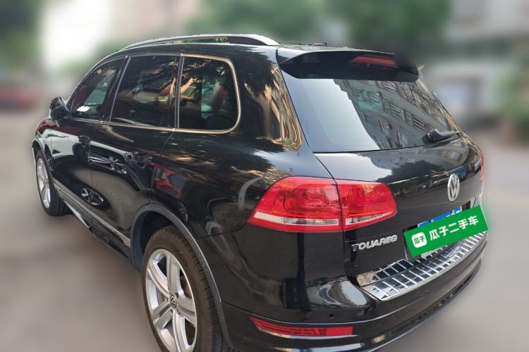 Used Volkswagen Touareg 2012 R-Line Luxury Model Rear Left 45 Deg