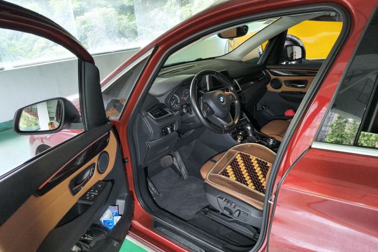 Used BMW 2 Series Active Tourer 2014 220i Luxury Design Package Driver Seat