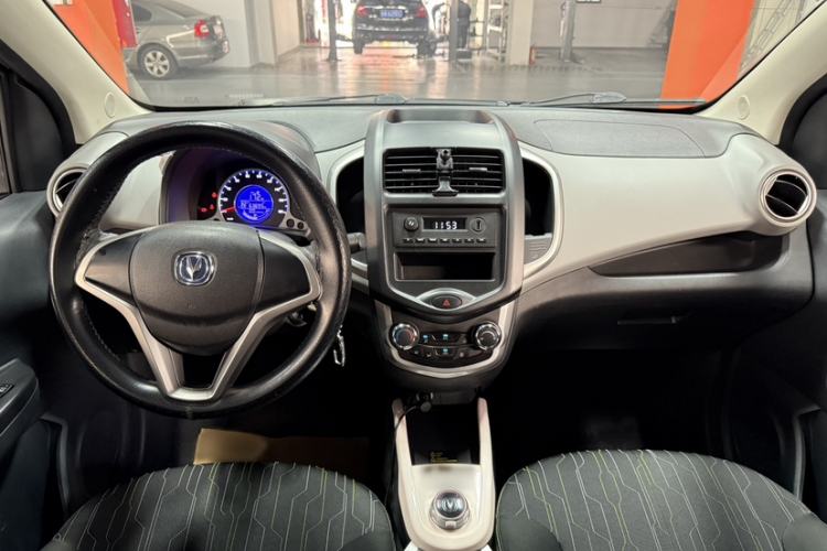 Used Oshan Benni E-Star 2021 National Edition Xin Yue Version (Fast-Charging Edition) Lithium Iron Phosphate (31.95 kWh)