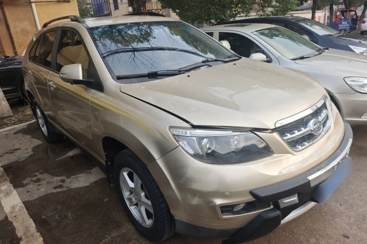 Used BYD S6 2014 1.5TI Manual Luxury 5-Seater