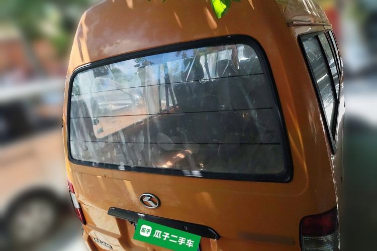 Used King Long Golden Way 2015 2.0L Value-Packed Practical Version 4G21B
