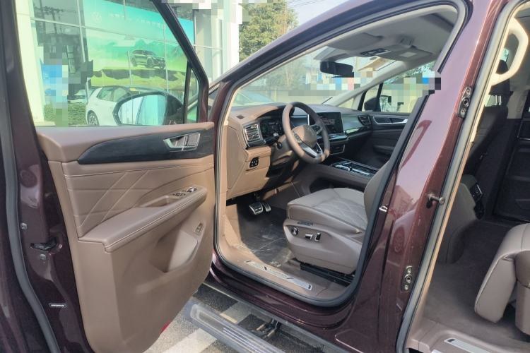 Used Volkswagen Viloran 2024 380TSI Premium Edition