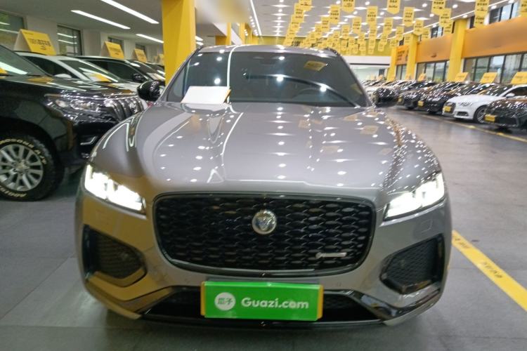 Used Jaguar F-PACE 2024 P250 R-Dynamic SE