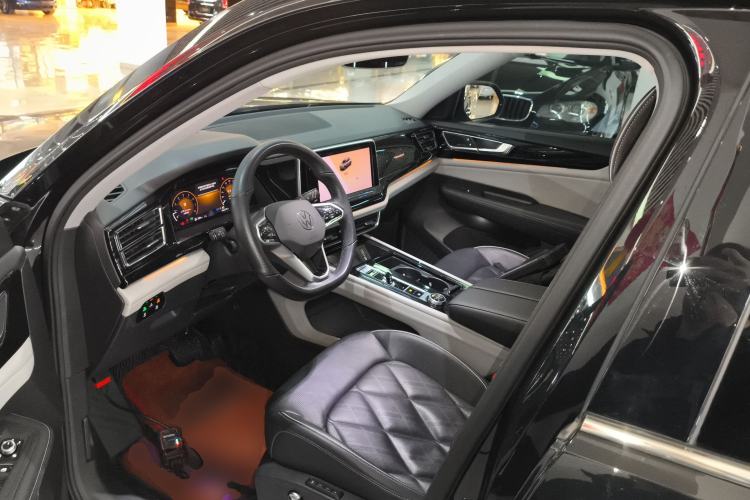 Used Volkswagen Teramont 2021 380TSI Four-Wheel Drive Prestige Flagship Edition Driver Seat