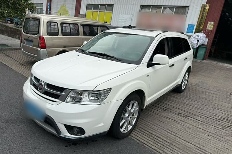 Used Fiat Freemont 2013 3.6L Intelligent All-Wheel-Drive Version