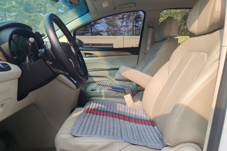 Used Buick GL8 2017 ES 28T Comfort Model China V Standard
