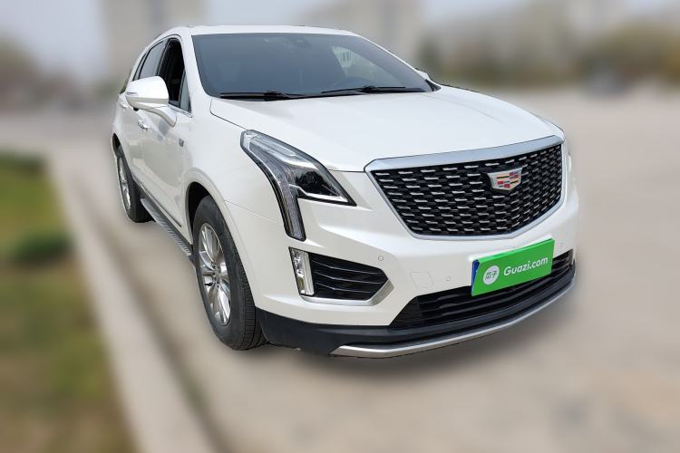 Used Cadillac XT5 2022 2.0T Two-Wheel Drive Luxury Version Front Right 45 Deg