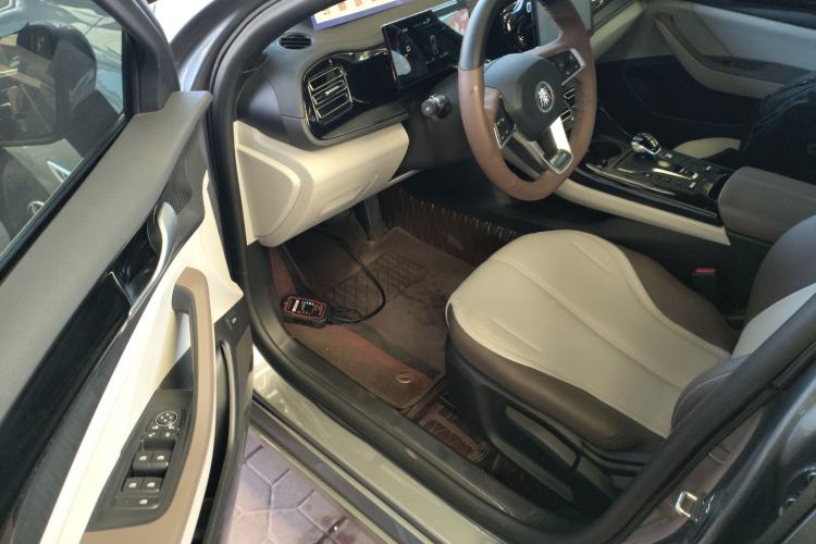 Used BYD Qin PLUS 2024 HONOR Edition DM-i 55KM Leading Model