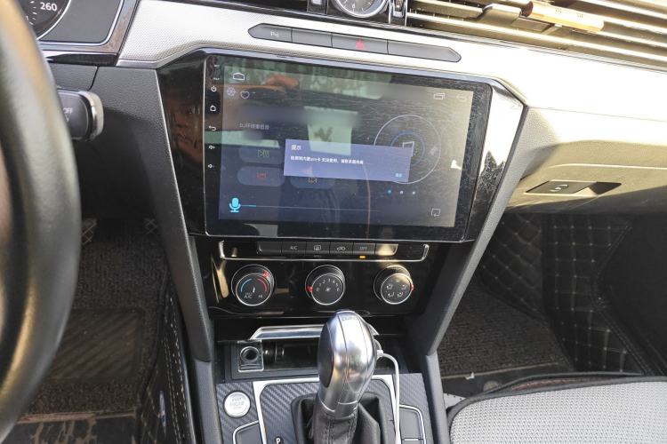 Used Volkswagen Magotan 2018 330TSI DSG Advanced Model
