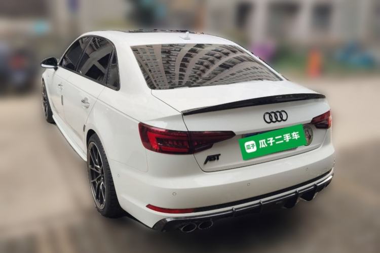 Used Audi A4L 2019 40 TFSI Fashion Edition China VI Emission Standard
