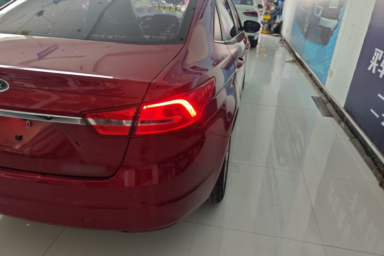 Used Ford Escort 2015 1.5L Automatic Fashion Model Right Rear Taillight