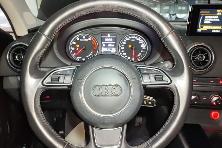 Used Audi A3 2016 Limousine 35 TFSI Prestige Edition