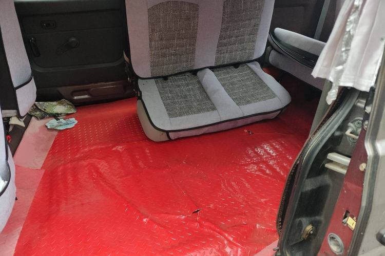 Used Jinbei Hiace X30 2013 1.3L Standard Version
