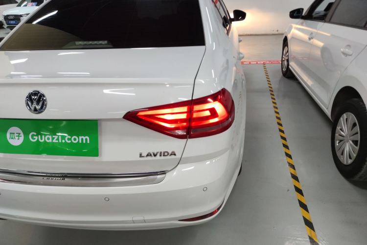 Used Volkswagen Lavida 2017 1.6L Automatic Comfort Edition