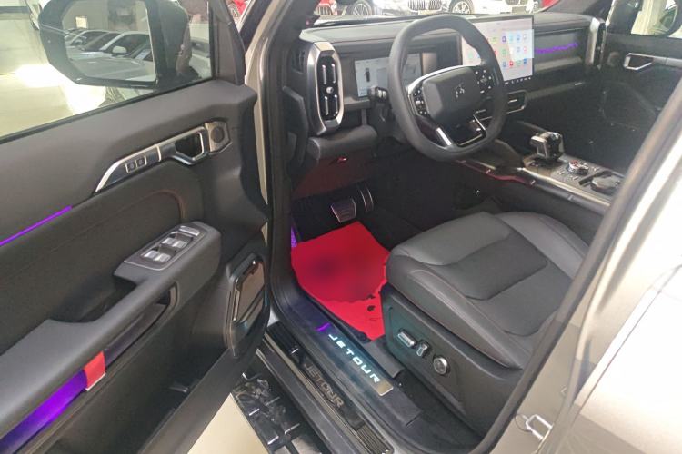 Used JETOUR Traveler 2023 2.0T All-Wheel Drive CrossPRO+