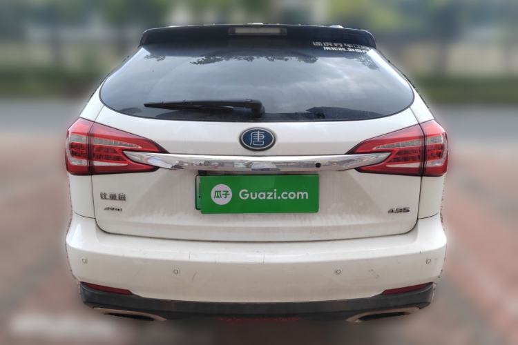 Used BYD Tang New Energy 2017 2.0T All-Wheel Drive Hyatt Model Rear