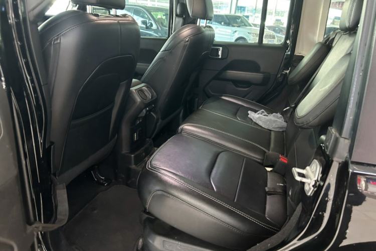 Used Jeep Wrangler New Energy 2021 Four-Door 2.0T 4xe Sahara First Edition